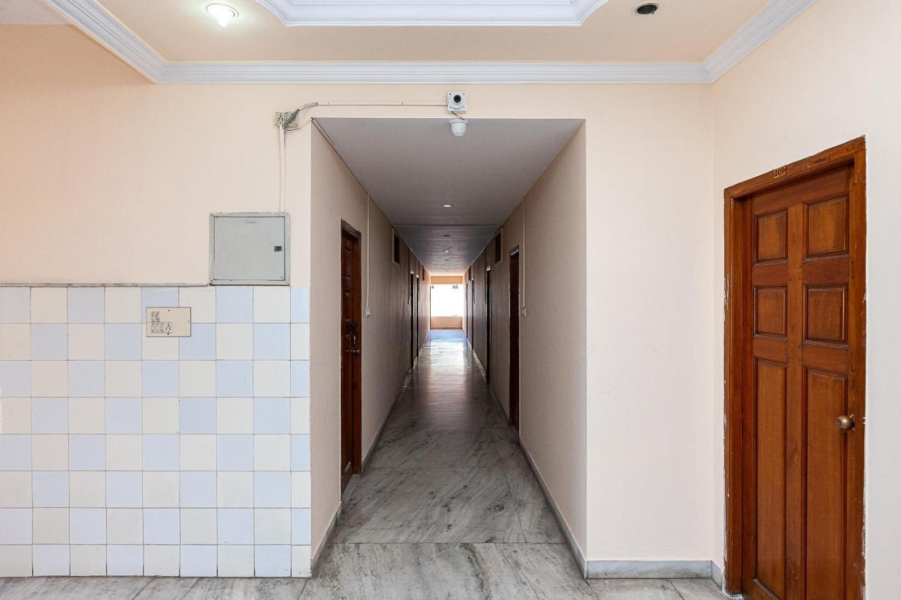 Oyo 38559 Ramana Residency Hotel Tiruvannāmalai Екстериор снимка